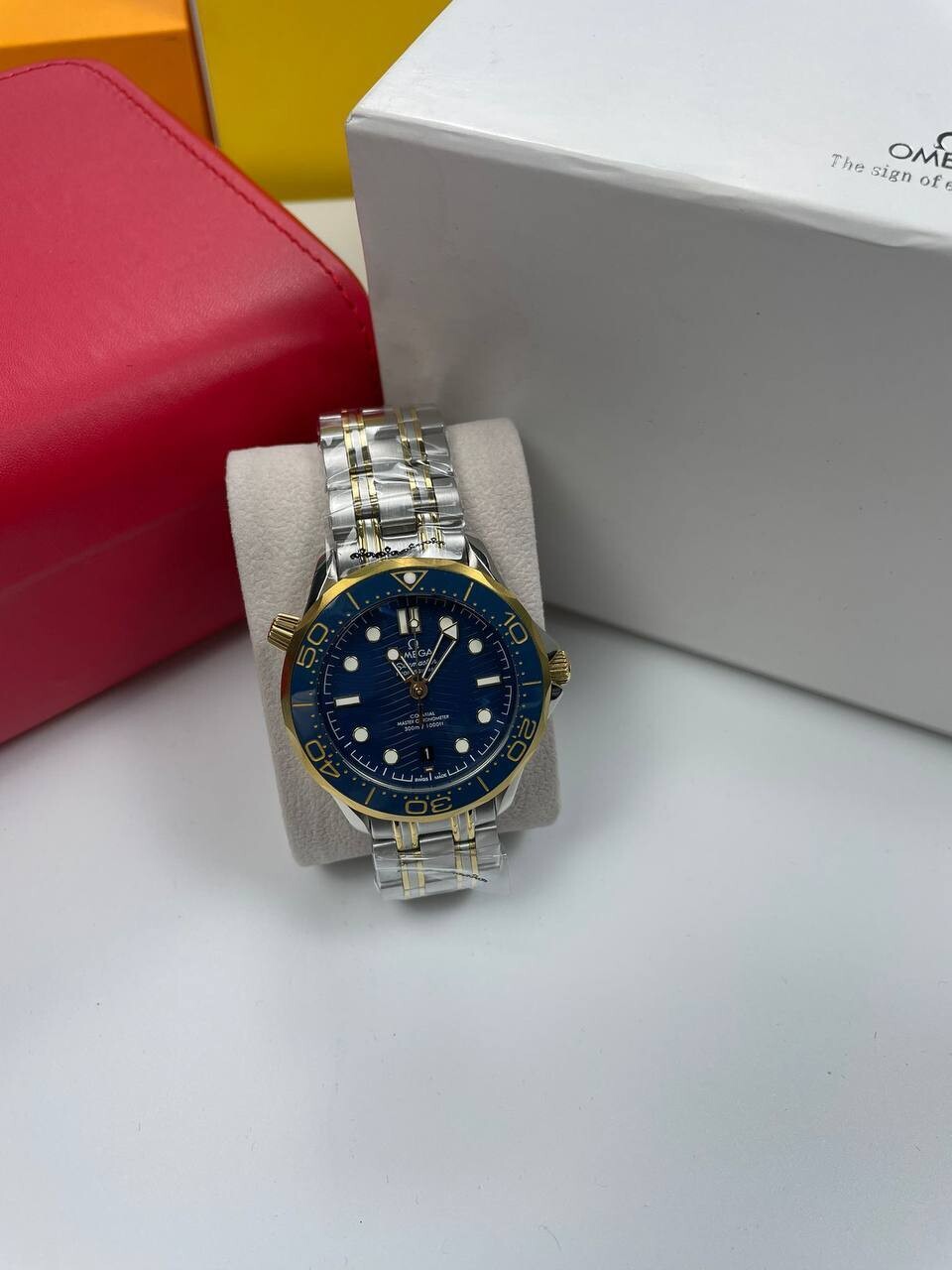 Seamaster Diver 300M Stunning Gold Yellow Configuration with Blue Dial Men's Watch