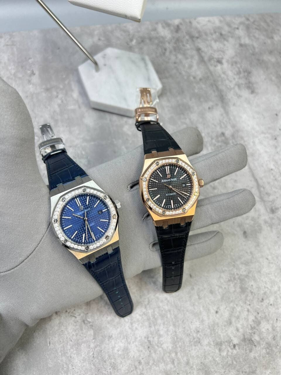 AP Royal Oak Selfwinding Chronograph Watch in 2 Colors