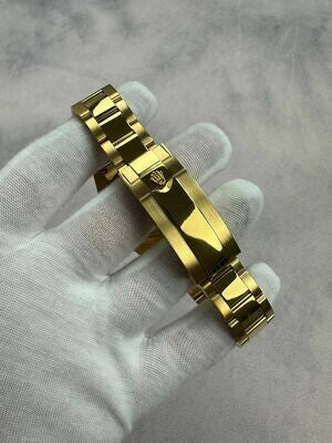 Submariner Date 116618LB With Golden Chain Strap Watch