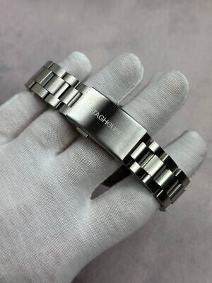 Aquaracer Professional 200 Date Men's Watch