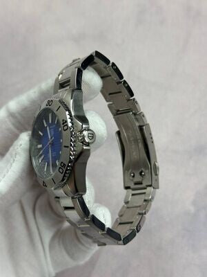 Aquaracer Professional 200 Date Automatic with Silver Chain Strap