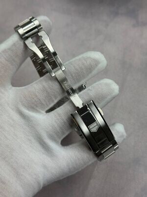 Aquaracer Professional 200 Date Automatic with Silver Chain Strap