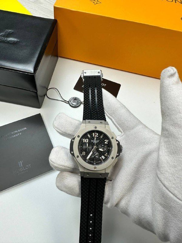 Big Bang Titanium Black Leather Strap Watch For Men's