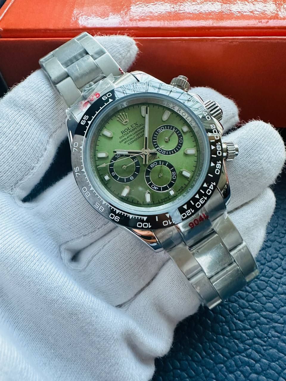 Oyster Perpetual Cosmograph Daytona Green Dial Watch For Men's